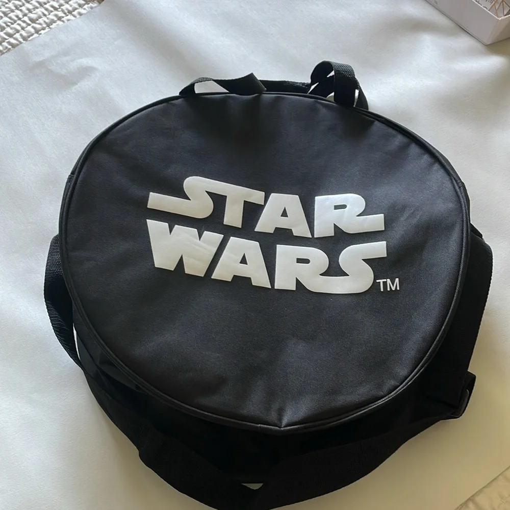 Star Wars Round Tote Shoulder Bag, overnight bag! Travel bag!